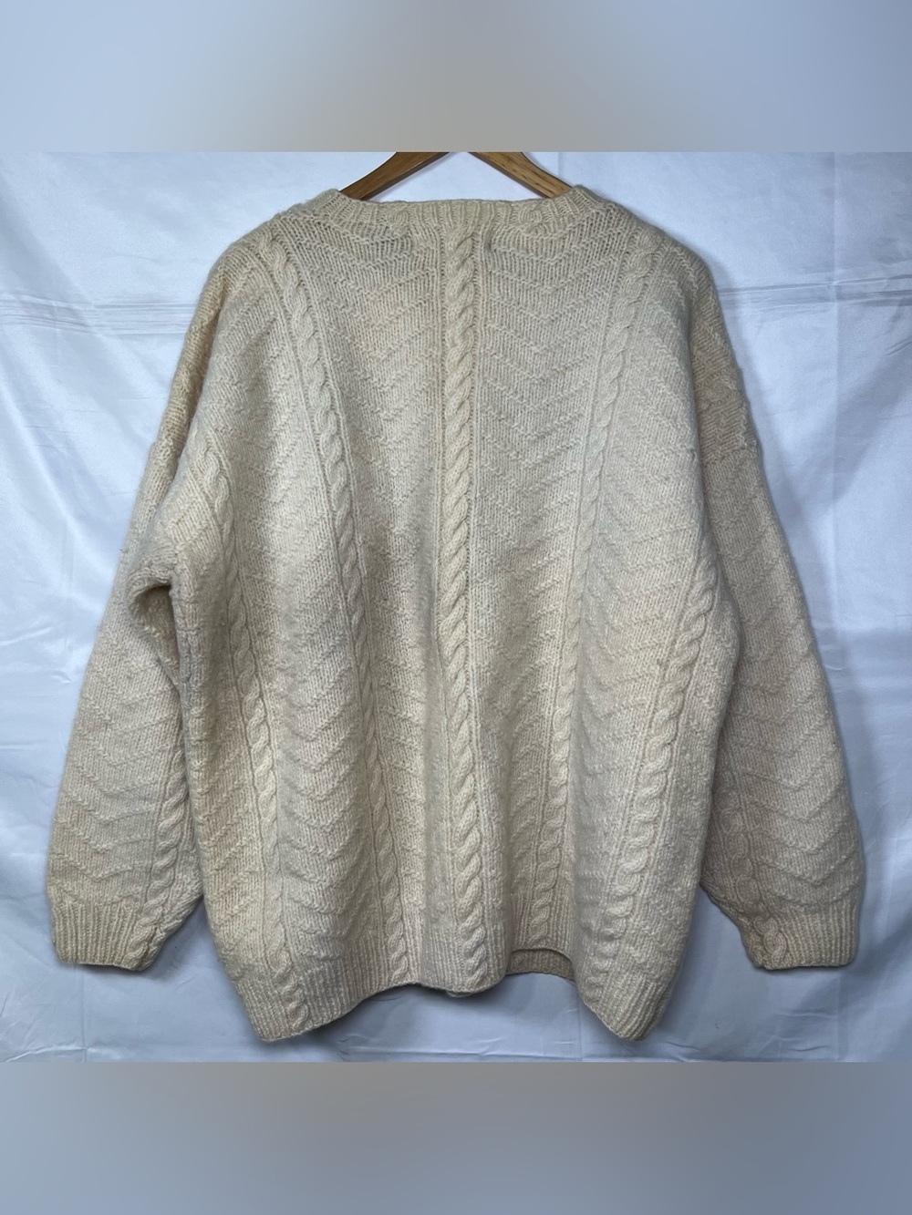 Vintage Outback Red Cream Pheasant Bird 100% Wool Cable Knit Sweater Size M - Picture 4 of 7